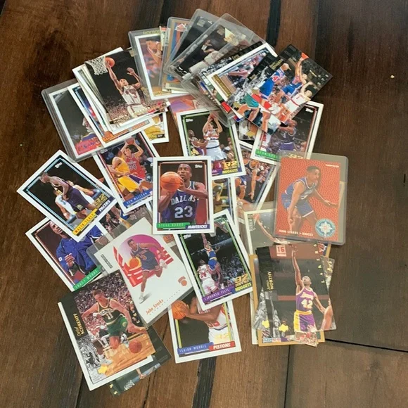 Lot of 59 NBA collector cards from early 90s - Picture 1 of 1